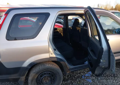 2006 Honda Cr-V Lx z USA, uszkodzony, nr VIN JHLRD78516C061422
